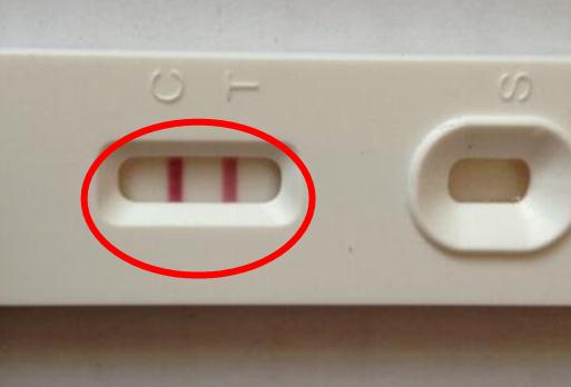 验孕棒的实拍图片 两条杠,一条深一条浅实拍图片怎样的？